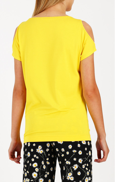 Cut Out Detail T-shirt in Yellow