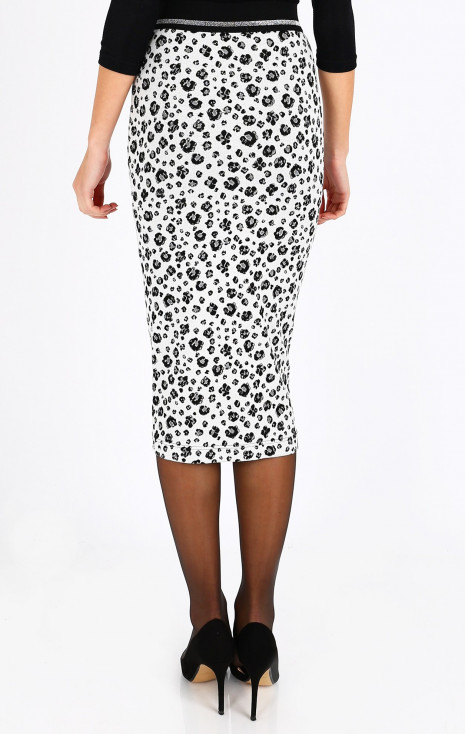 "Pencil" silhouette skirt