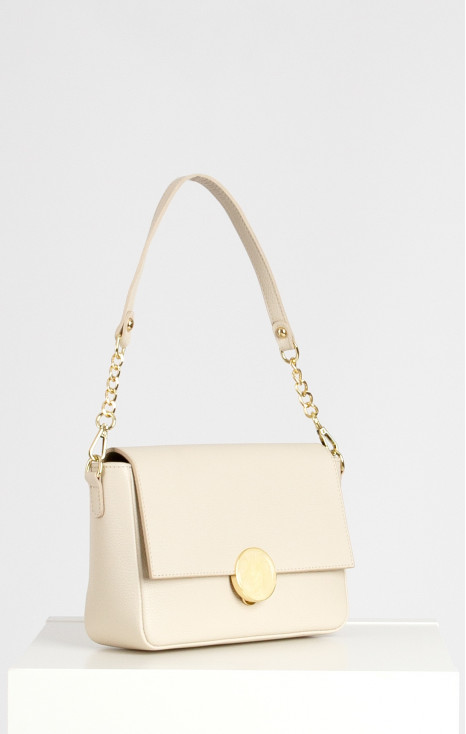 Shoulder bag with a Gold Chain in Cream