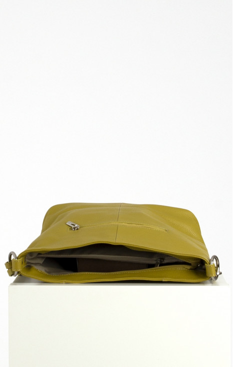 Medium Leather Bag in Yellow
