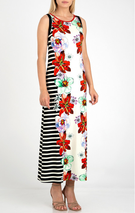 Summer loose silhouette dress in floral prints