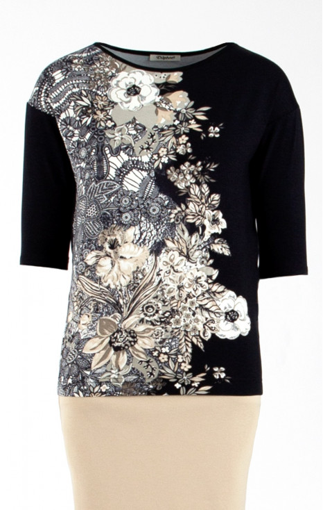Elegant floral-printed blouse