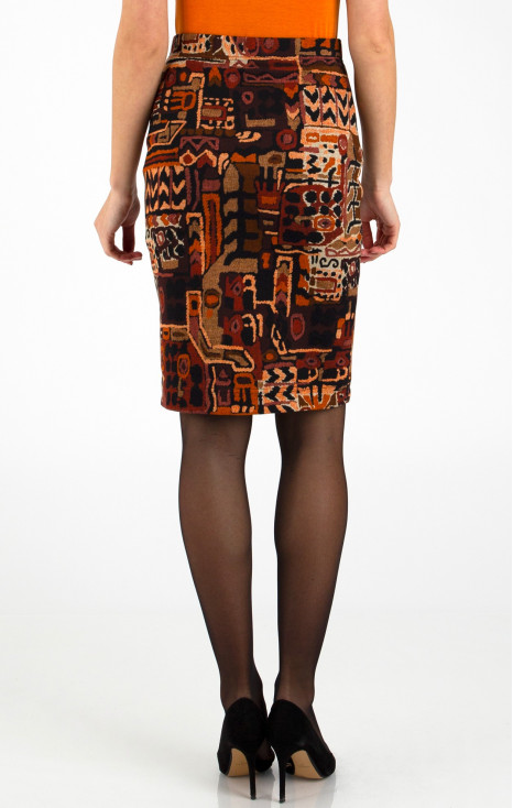 Pencil silhouette skirt