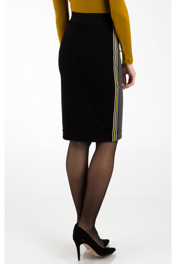 Pencil Skirt with Yellow Stripes [1]