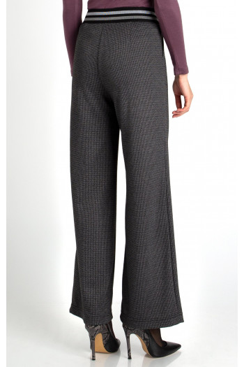 Loose fit trousers [1]