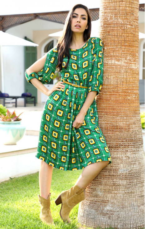 Cut out sleeves Viscose Dress in Grass Green