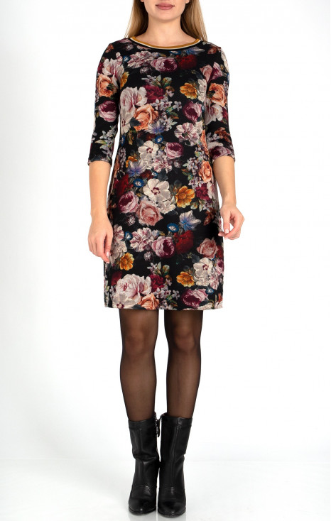 Luxury 3/4 sleeve dress with beautiful floral prints in black color
