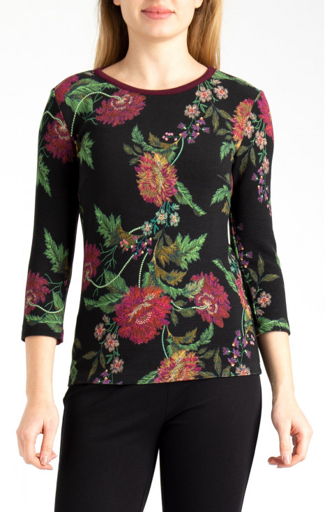 3/4 sleeve top with floral print