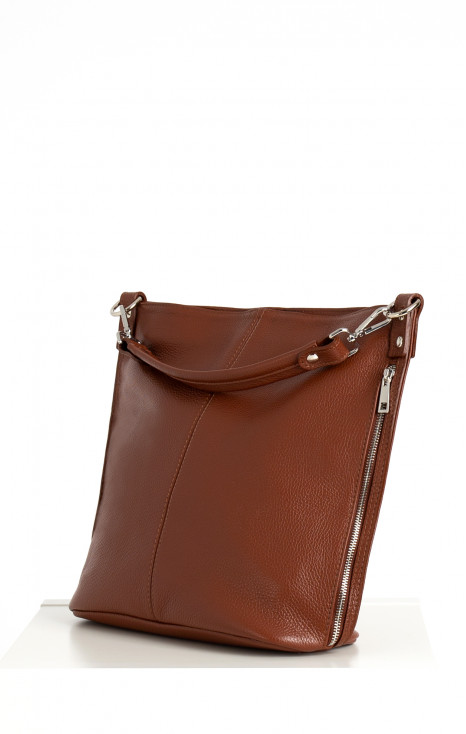 Genuine leather bag in Marrone color