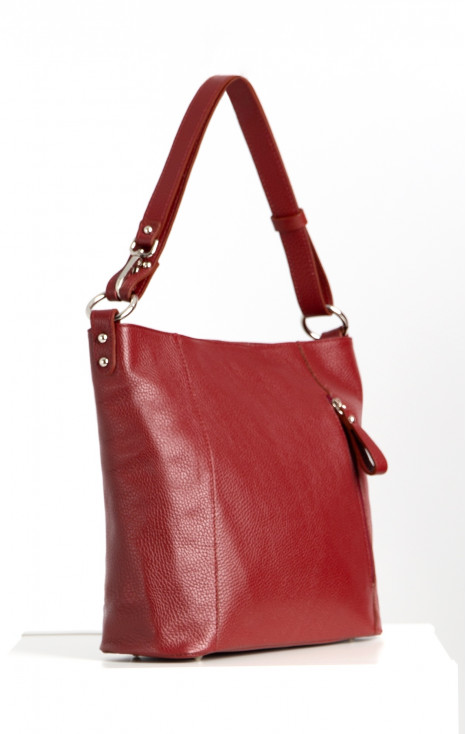 Medium Leather Bag in Red [1]