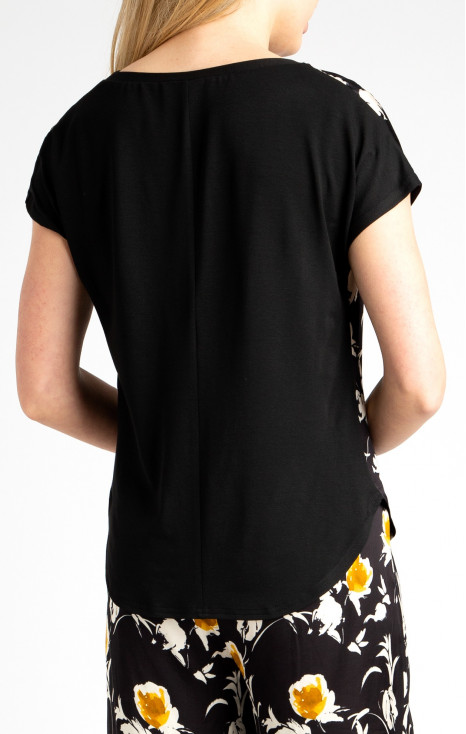 Viscose Top with Print in Black [1]