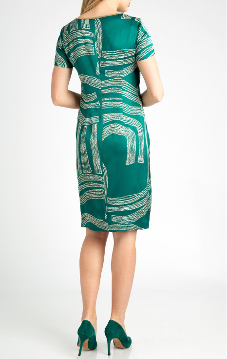 dress with graphic print [1]