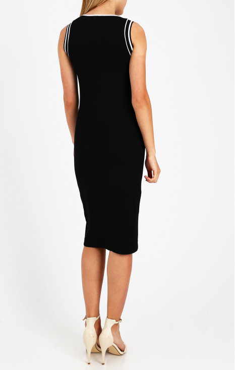 Bodycon Sleeveless Dress in Black