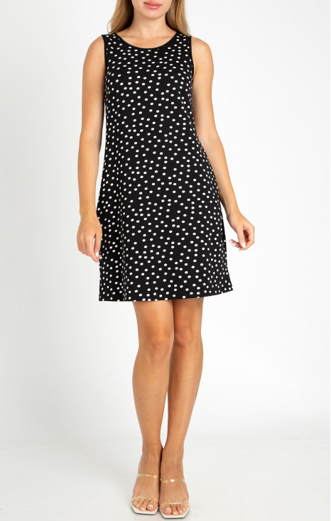 Loose silhouette dress in Polka Dots