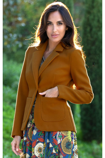 Tailored Blazer with One Button in Caramel