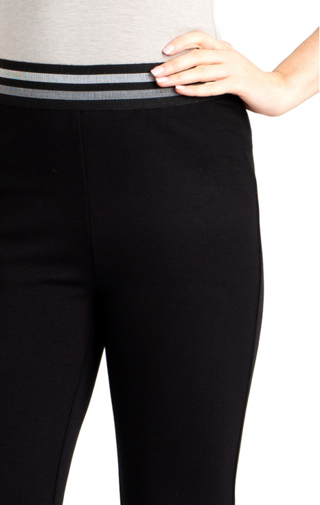 Black straight-fit trousers from tricot