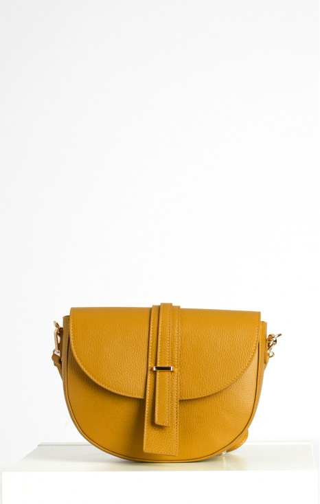Leather handbag in Mustard