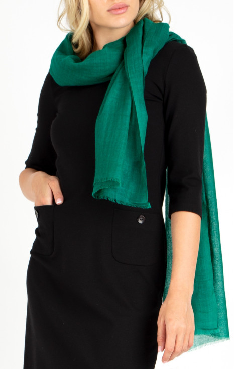 Wool scarf in Green