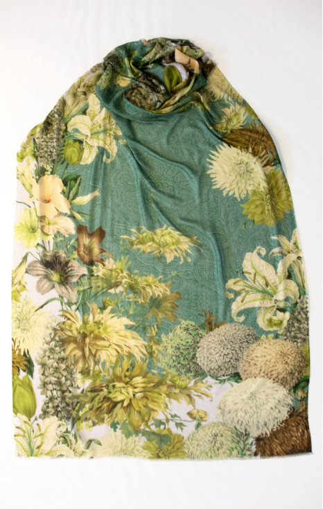 Silk-modal scarf with floral pattern on Green color