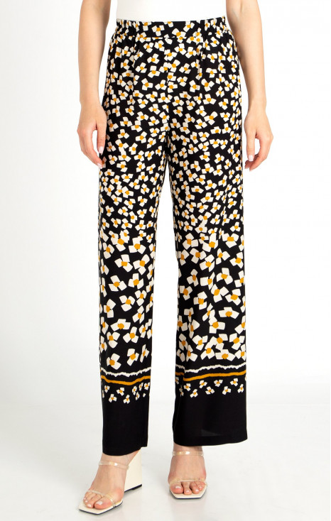 Wide Leg Trousers in Floral Print
