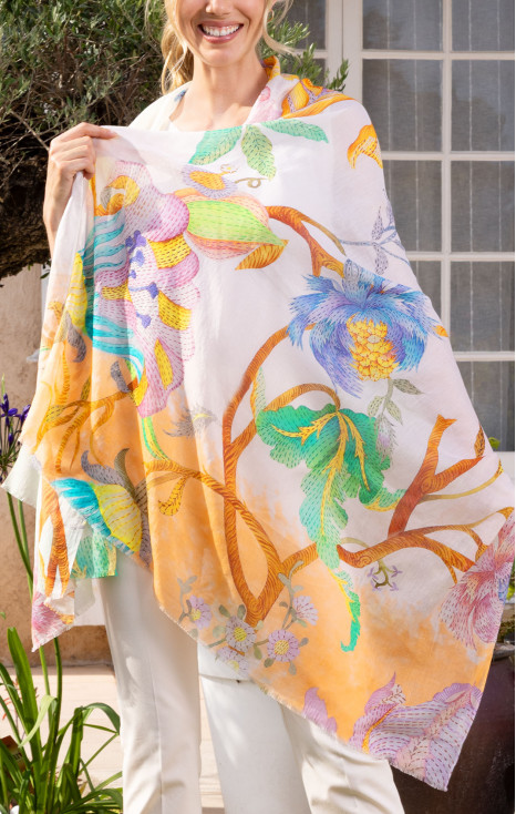 Flowers in exotic garden