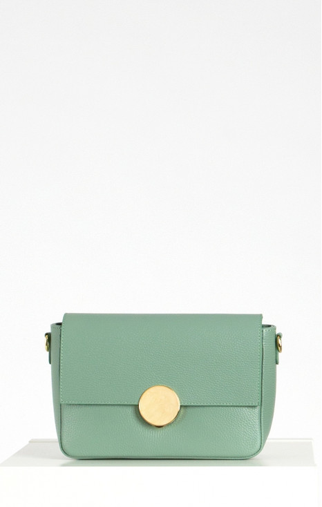 Shoulder bag with a Gold Chain in Menta