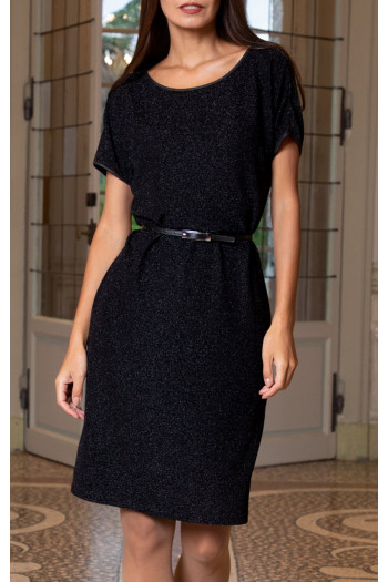 Elegant dress made of a striking knitted fabric in black [1]