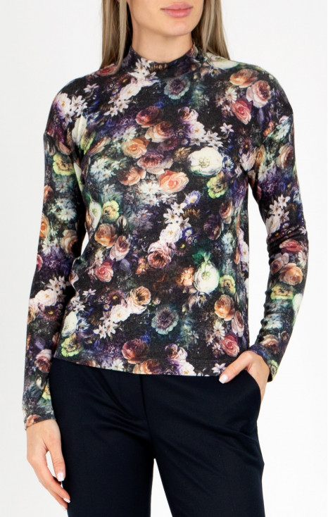 Blouse with floral motifs