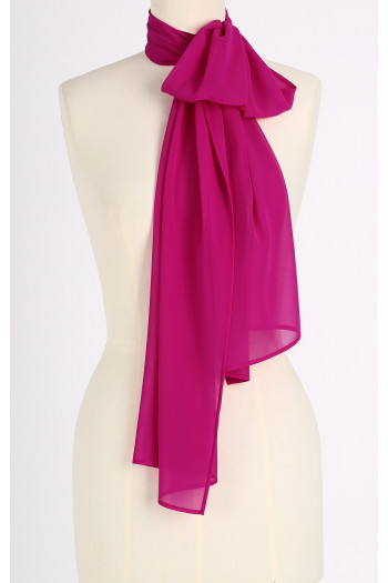 Lightweight scarf in Fuchsia colour