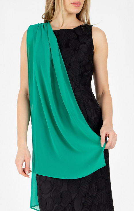 Lightweight scarf in Green [1]