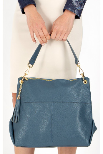 Genuine leather bag with zipper fastening [1]