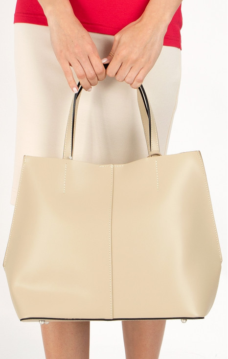 Handmade genuine leather bag without zipper