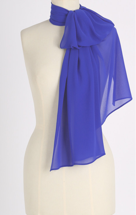 Lightweight scarf in Blue
