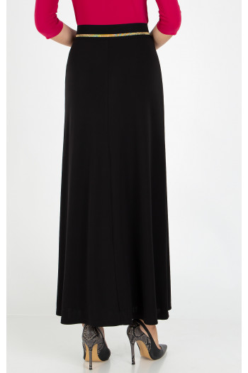Black maxi skirt [1]