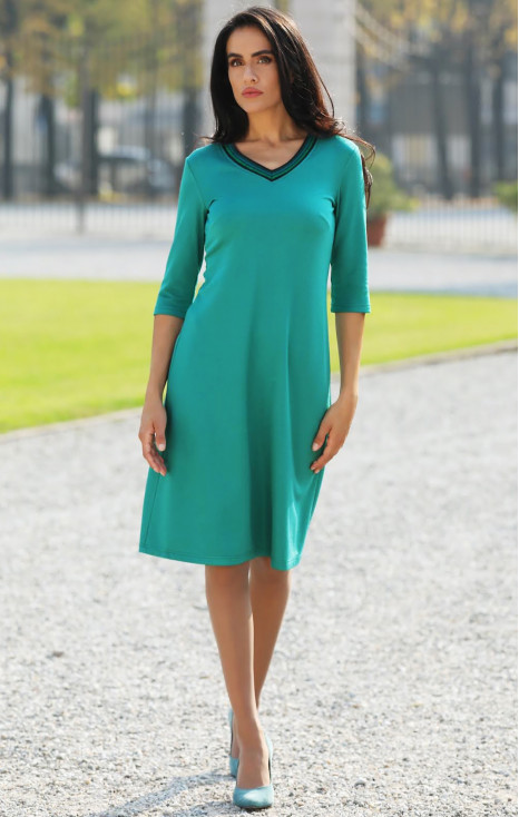 Dress in Emerald Green
