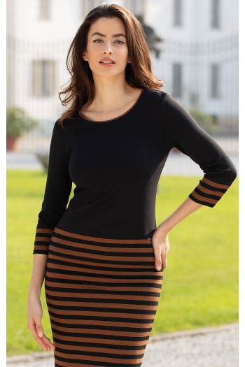 Stylish 3/4 sleeve blouse [1]