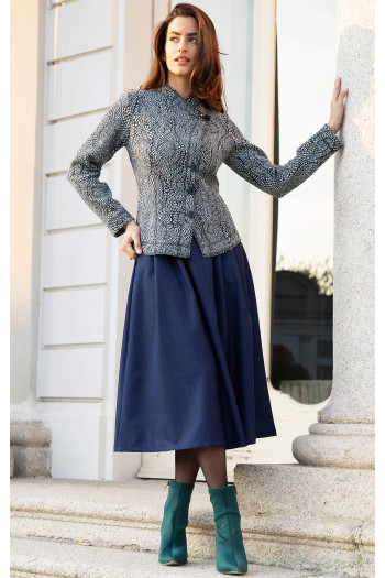 Spectacular jacket with asymmetric fastening in Black & White [1]