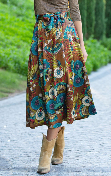 Midi Skirt with ethno-floral motifs