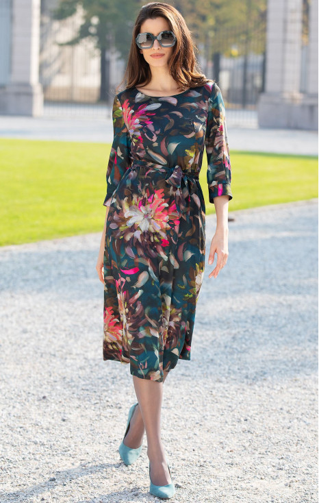 Elegant midi dress in soft satin fabric [1]