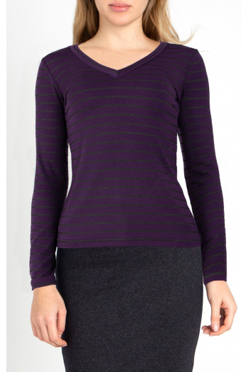 Fitted blouse with shimmering stripes and a V-neck in Deep Purple