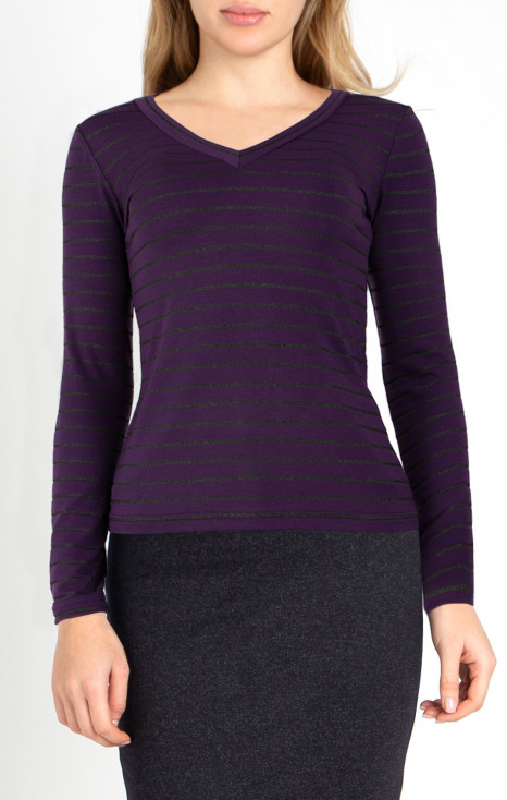 Fitted blouse with shimmering stripes and a V-neck in Deep Purple
