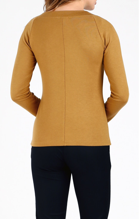 Sweater in Amber Gold