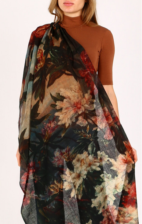 Premium Wool Scarf – Dark Blossom Elegance [1]