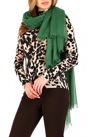 Warm wool scarf in Deep Grass Green