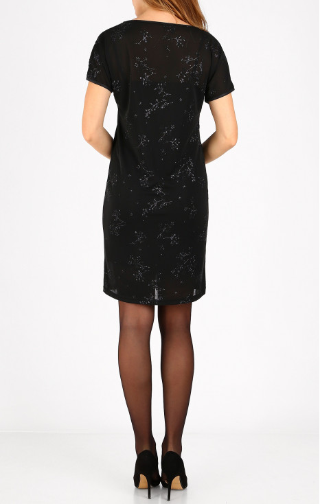 Official dress in black with glare