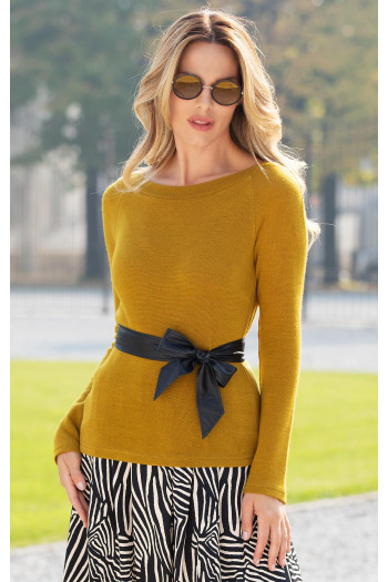 Sweater in Olive Oil colour