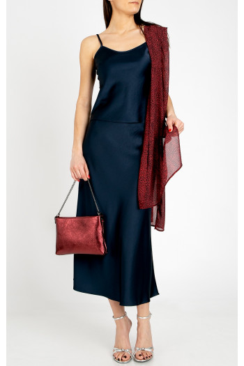 Elegant lightweight scarf with a burgundy leopard print