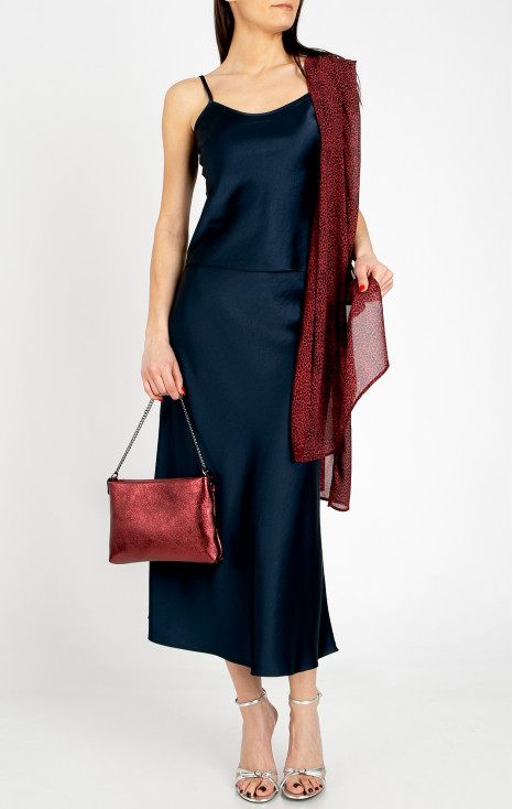 Elegant lightweight scarf with a burgundy leopard print