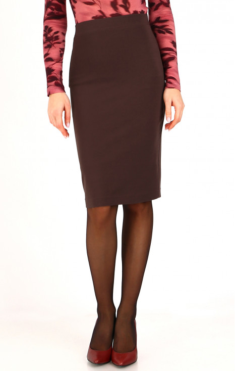 Straight skirt made of firm knit fabric in Chocolate Fondant color