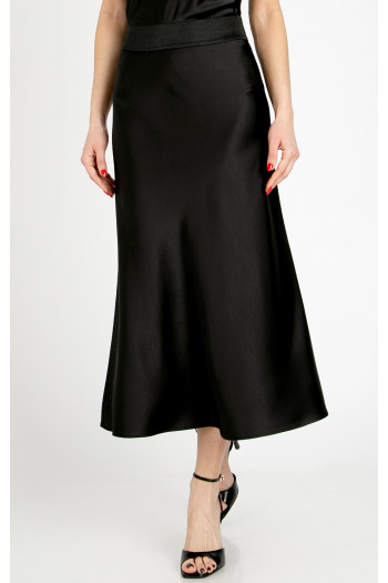 Elegant satin skirt in Black